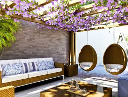 Potete arricchire le vostre stanze con. 5 Idee Per Decorare Il Balcone Con Fiori E Piante