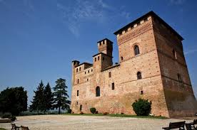 Ristorante del castello di grinzane cavour via castello, 5 12060 grinzane cavour (cn) tel. 20 Ristoranti In Luoghi Storici Foto Style