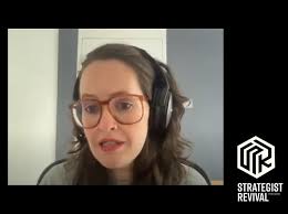 Strategist Revival #9: Rafa Castro junto a Marcela Righi. Profesional  independiente enfocada en la consultoría de estrategia de marca, Righi es  coordinadora del curso Brand Design, Strategy & Technology en Miami Ad