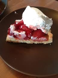 51 delicious dessert recipes that won't derail your diet. Easy Strawberry Shortcake Recipe 10 Minute Dessert 150 Calories Less Than 1 Serving The Busy Budgeter