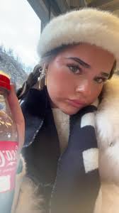 evie (@eeviebarker)’s videos with original sound