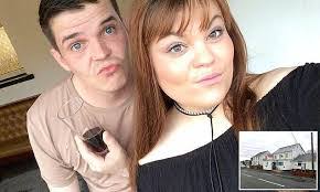 Leanne Maynard's Instagram, Twitter & Facebook