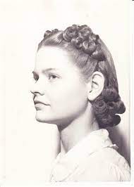 Early 40s Lady Hairstyle Vintage Hairstyles Hair Styles Vintage Hairstyles Tutorial
