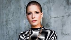 Halsey is apologizing to her followers after posting an instagram photo of her past struggle with an eating disorder. Halsey I Lost A Sense Of Who I Was Bbc News