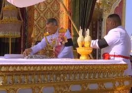 Setelah Dikremasi, Tulang dan Abu Raja Bhumibol Disimpan untuk Peninggalan  Kerajaan : Okezone News