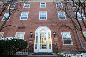 College factual ranks harvard as 22nd out of a total 1,279 colleges and universities for popularity with international students. Harvard College Admits 4 92 Percent Of Applicants To Class Of 2024 News The Harvard Crimson