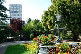 It is the seat of the national centre of road information of the national gendarmerie. Nous Contacter Rosny Sous Bois