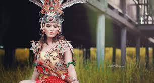 Mengenal tato suku dayak kalimantan indonesia. Motif Dayak Tato Baju Adat Batik Wanita Kebudayaan Suku Dayak