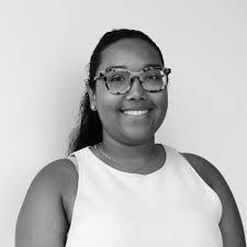 Elisa Rivera's Instagram, Twitter & Facebook