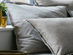 Linge de lit en matières naturelles. Linge De Lit En Gris Majeur Linvosges