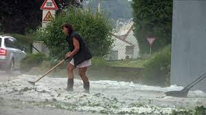 Jun 24, 2021 · zahlreiche schäden verursachten teils heftige unwetter am mittwochabend quer durch österreich. Wieder Unwetter Erwartet Salzburg Orf At