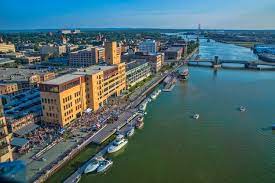 The city of green bay, Find The Best Summer Entertainment In Green Bay Astor House Bed And Breakfast