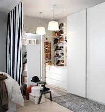 Weitere ideen zu begehbarer kleiderschrank dachschräge, begehbarer kleiderschrank, kleiderschrank für dachschräge. Begehbarer Kleiderschrank Fur Kleines Zimmer Ikea