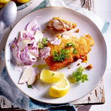 Backfisch Mit Hausfrauensosse Mit Salzkartoffeln Rezept Lecker Salzkartoffeln Rezept Salzkartoffeln Fisch Zubereiten