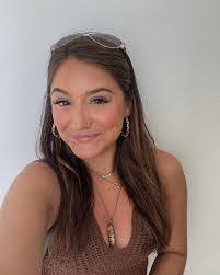 Kaitlyn Nowlin's Instagram, Twitter & Facebook