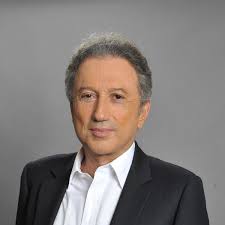 French tv/radio host and television producer born 12 september 1942 in vire, calvados, normandy, france. Michel Drucker Paris Match