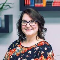 Amber Jetton's Instagram, Twitter & Facebook