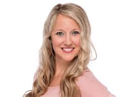 Maureen Sharp's Instagram, Twitter & Facebook