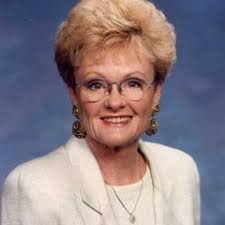 Karen Halvorsen's Instagram, Twitter & Facebook