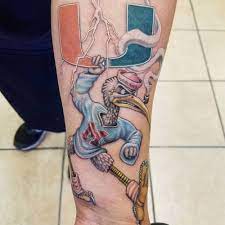 Abgesehen von einem eigenen text oder motiv kannst du auch dein eigenes logo oder ganz eigenes design entwerfen. Darkside Tattoo Miami Hurricanes Mascot Miami Hurricanes