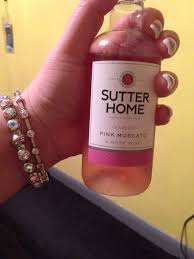 Pin By Ashley Donaldson On Food Drink Moscato Wine Wine Bottle Pink Moscato