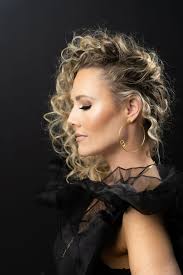 Daily Inspiration: Meet Cassandra Cole