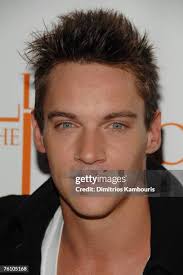 345 Showtime And Marie Claire Host The Ny Premiere Of The Tudors Stock  Photos, High-Res Pictures, and Images