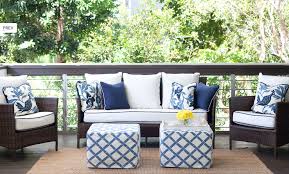Diane Bergeron Chic White Blue Deck Patio Design With Chocolate Brown Wicker Outdoor Furnitu White Outdoor Furniture Blue Outdoor Pillows Outdoor Rugs Patio