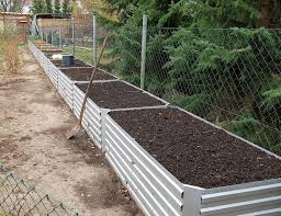 Gabiona Hochbeet Fur Balkon I Pflanzkubel Fur Hochbeet Krauter Fruhbeet Gemuse Hochbeeti 184 X 60 X 90 Cm Amazon De Garten Hochbeet Garten Gartenarbeit