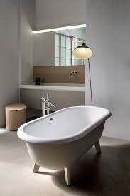 Le vasche da bagno trovano impiego in casa e nelle stanze di hotel, nei centri di benessere e terapeutici, nelle saune e nelle spa. Vasca Da Bagno Freestanding Materiali Produttori Prezzi Guida 2021