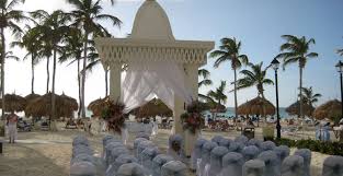 Wedding In Aruba Hotel Riu Palace Aruba Hotel En Aruba Riu Hotels Resorts Riu Hotel Destination Wedding Decor Aruba Weddings Destination Wedding Aruba