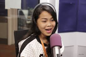 Sebuah single comeback dari beliau yang menjanjikan satu keunikan yang. Wani Kayrie Fc So Cute Facebook