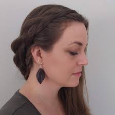 Leather Leaf Earrings : 11 Steps (with Pictures)