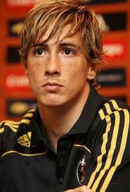 I was too young to appreciate Fernando Torres at Liverpool. What made him  so beloved and why was there so much uproar when he left? : r/LiverpoolFC