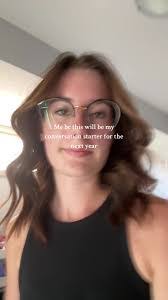 Rebecca Bee's Instagram, Twitter & Facebook