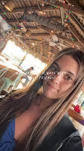 Lilly Helms's Instagram, Twitter & Facebook