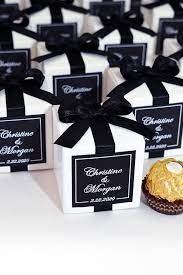 50 Elegant Wedding Bonbonniere With Bow And Tag Chic Etsy Personalized Wedding Box Classy Wedding Favors Elegant Wedding Favors