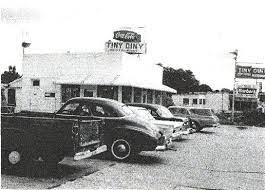 The Original Tiny Diny With Cars Parked Out In Front Mobile Alabama History Buff Mobile Photos