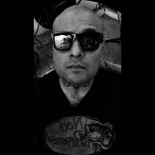 Sebastian! El niño catador de limonadas jajajajajaja no seas mamooooon!!!  Influencer de limonadas.