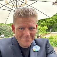 30+ Profile mit dem Suchbegriff „Christian Schade“