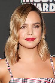 Bailee Madison's Hairstyles & Hair Colors
