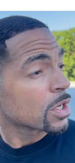 Vacation invitation to Jamaica with friends