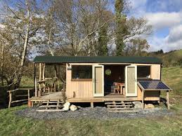 Shepherd S Hut Shepherds Hut Garden Huts Hut
