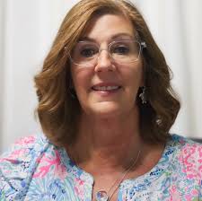 What are some unique lighting suggestions for a lake dock?