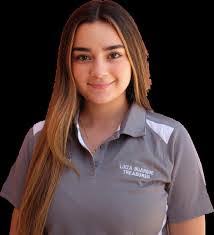 Lily Lanier's Instagram, Twitter & Facebook