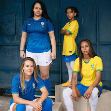Em 1969 o futebol feminino voltou a ser realizado na inglaterra, motivo pelo qual começou a se expandir fora do seu território. Nike Apresenta Novo Uniforme Da Selecao Feminina De Futebol Propmark