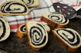 Scopri ricette, idee per la casa, consigli di stile e altre idee da provare. Kosicky Slovak Cookie Recipe Christmas Cookies Old Family Favorites Nut Rolls Remember Holiday Baking Is Supposed To Be Fun Jys Qfld0