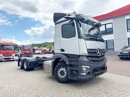 Mercedes Benz 2546L-2003 Cab & Chassis Truck