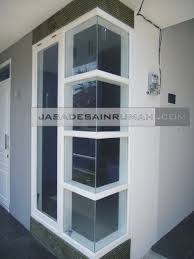 Variasikan gaya atap dan jendela anda dan gunakan warna cat putih untuk eksterior rumah. Contoh Desain Kusen Jendela Sudut Untuk Tampak Rumah Simple Minimalis Jasa Desain Rumah