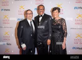 Award elaine hi-res stock photography and images